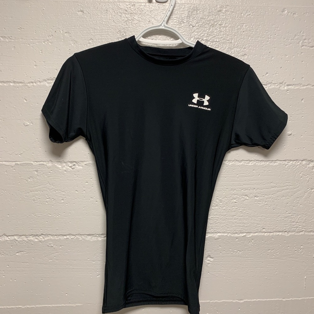 Medium men’s under armor heatwear